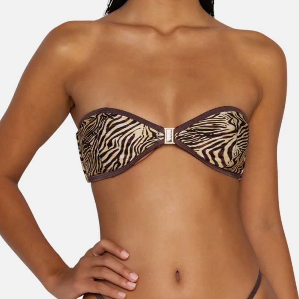 NWT FAE SWIMWEAR “Tallara” Bikini top in print “Wilde”